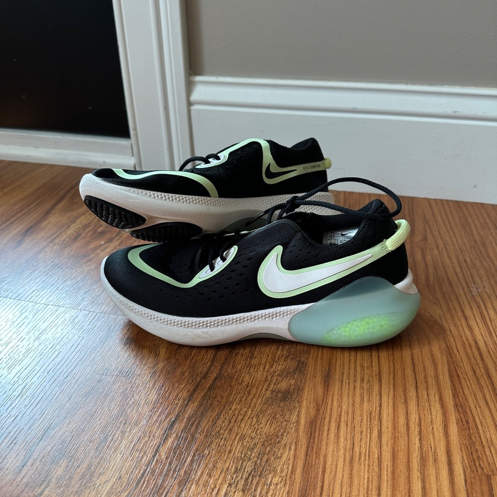 Nike Joyride Flyknit